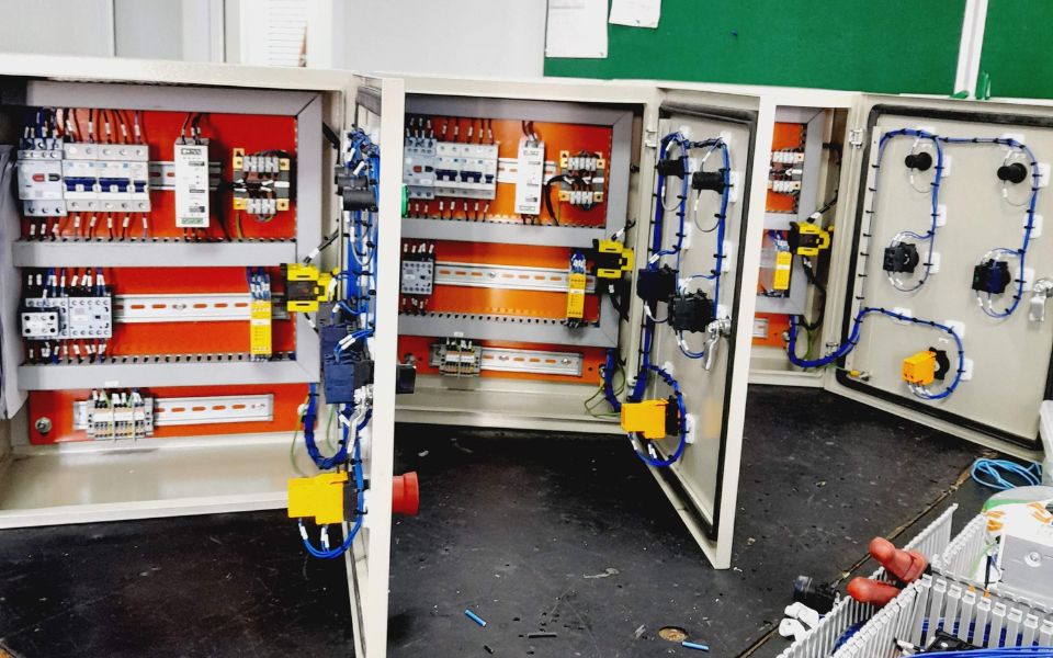 Painel de comando industrial